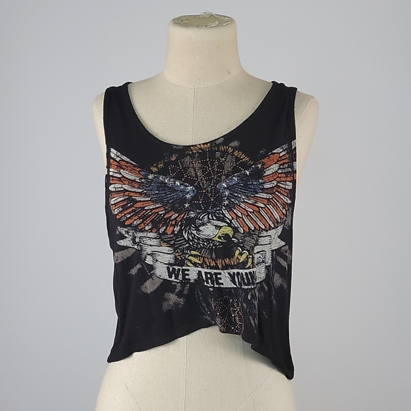 The Classic Tops - The classic black we are young top M